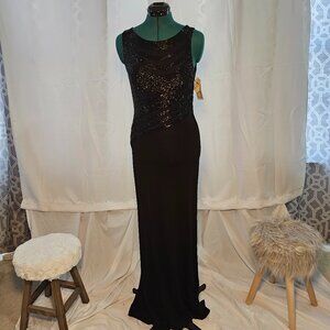 Alberto Makali Beaded Evening Gown – Size 10